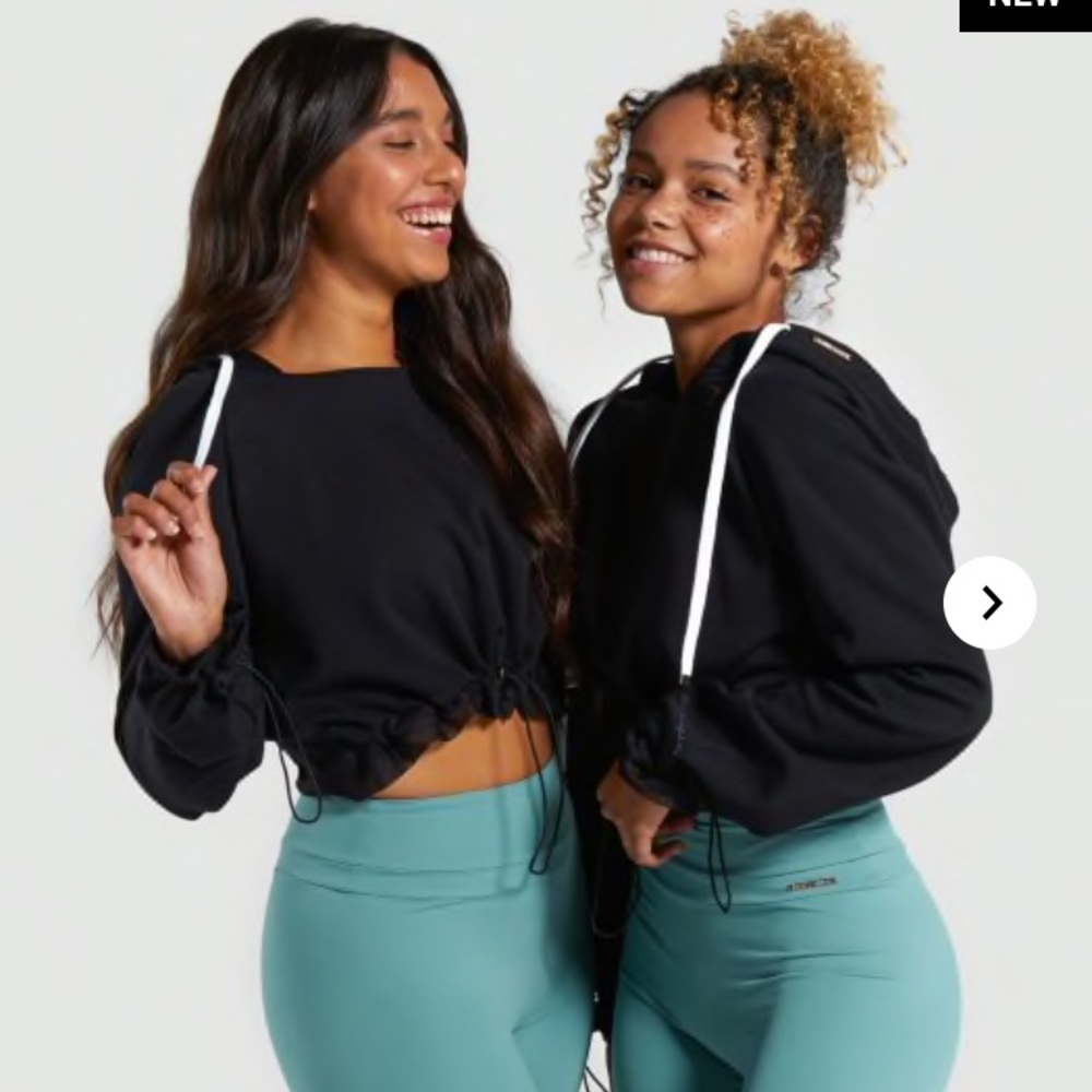 GYMSHARK x WHITNEY SIMMONS SWEATER-  newpackaged